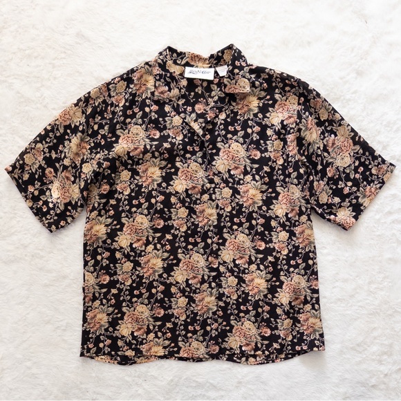 Yves St Clair Floral Button-Up Women's Top - Picture 7 of 8